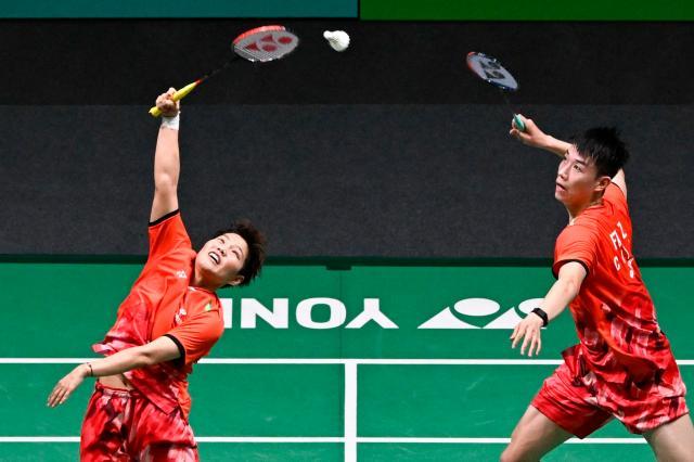 1736691961815097477.jpg (体育)(1)羽毛球——马来西亚公开赛:冯彦哲_黄东萍获混双亚军XxjpseC007269_20250112_PEPFN0A001.jpg